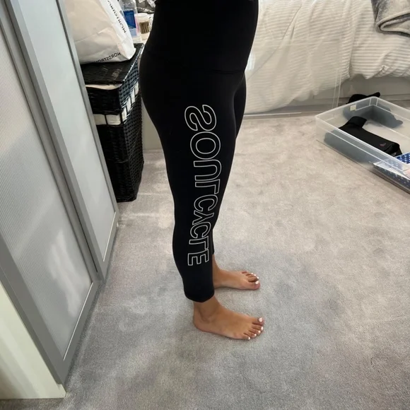 Lululemon x SoulCycle Wunder Under Crop (Hi-Rise) - S6 - Picture 5 of 5